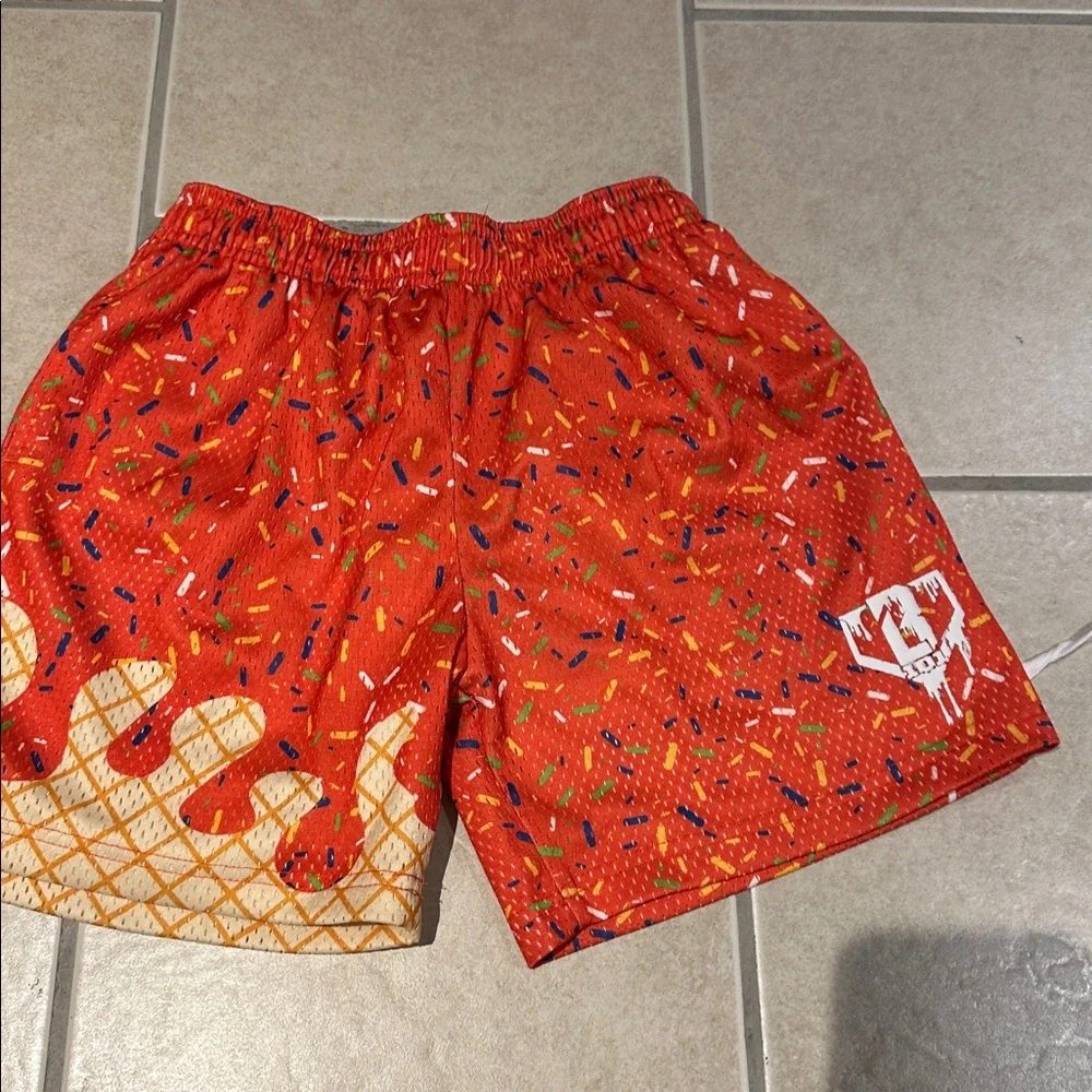 Baseball Lifestyle 101 Boys Shorts sold as lot of 2. Great Condition sz Large - Picture 2 of 7